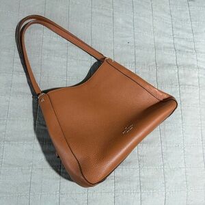 Kate Spade Pebble Leather Shoulder Bag in Tan